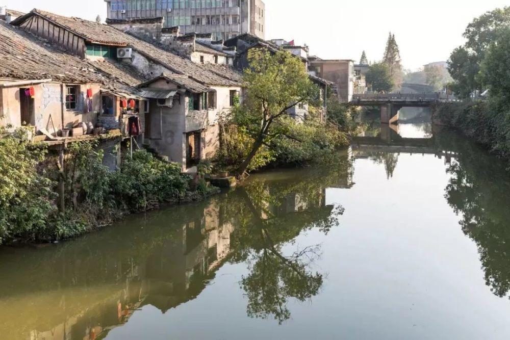 交满15年社保后一定要达到法定年龄才能领养老金吗？游戏画面